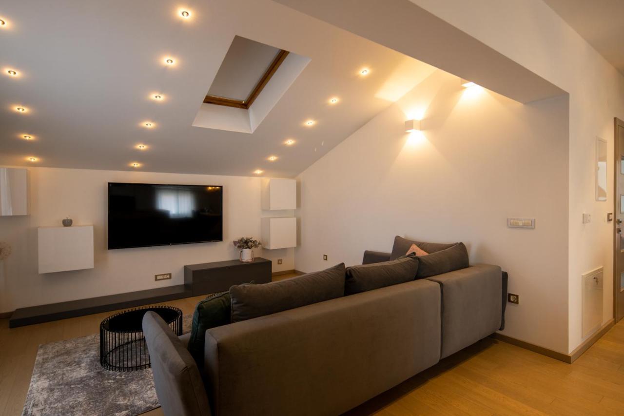 Lumaja Luxury Apartman Biograd Na Moru Exterior photo