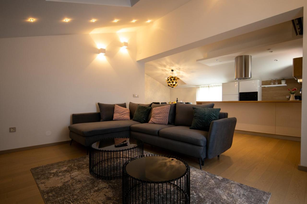 Lumaja Luxury Apartman Biograd Na Moru Exterior photo