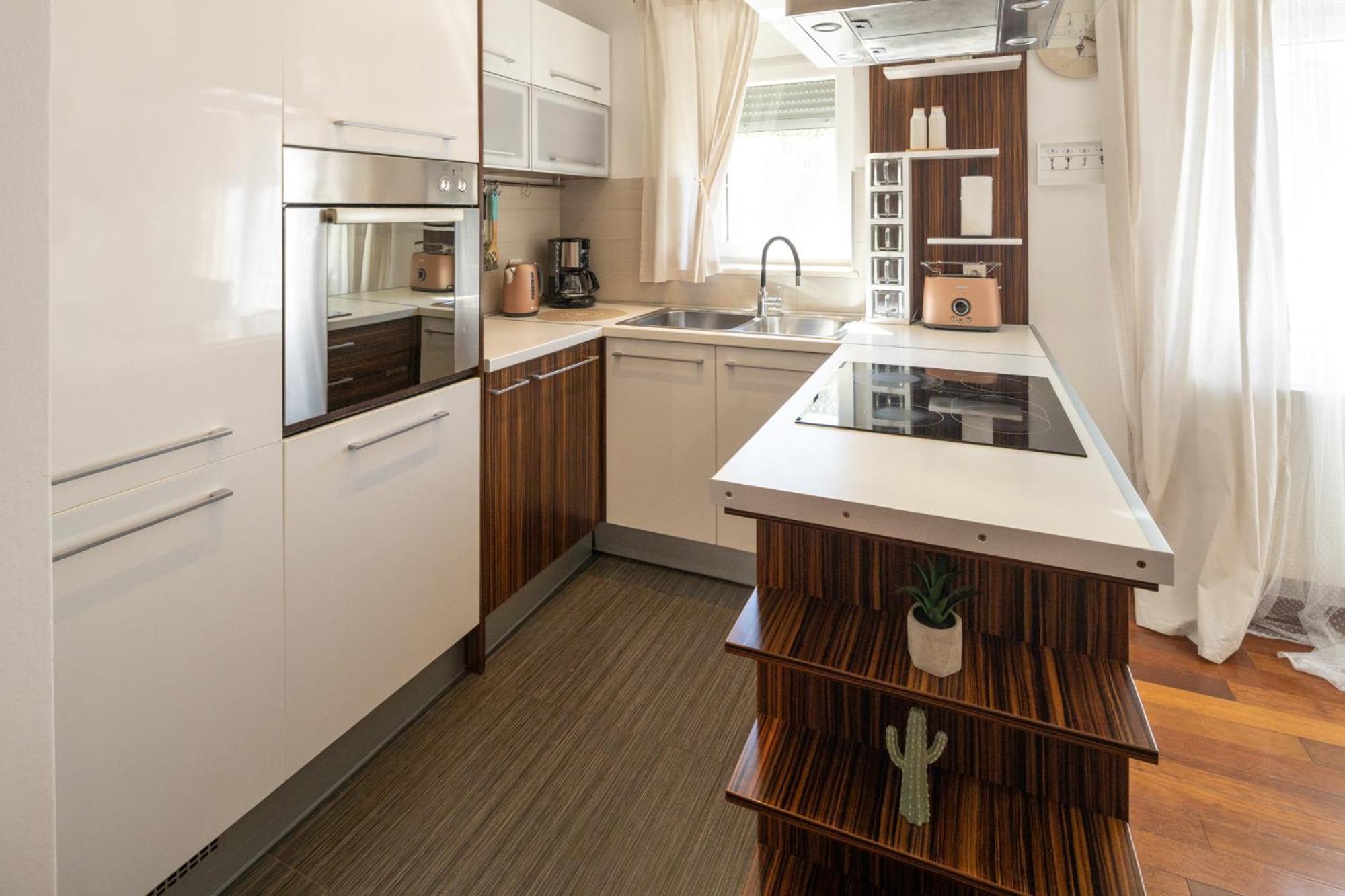 Lumaja Luxury Apartman Biograd Na Moru Exterior photo